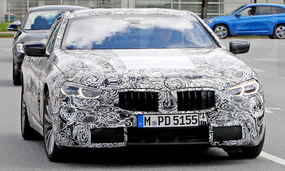 BMW 8er (2018) BMW 8er (2018)