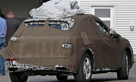 Audi Q3 (2018) - ... 50 Kilogramm leichter und profitiert dabei von den Stärken des modularen Querbaukastens (MQB). Die Motorenpalette entspricht zum größten Teil der des jüngst überarbeiteten A3 und auch das Virtual Cockpit ... Audi Q3 (2018)