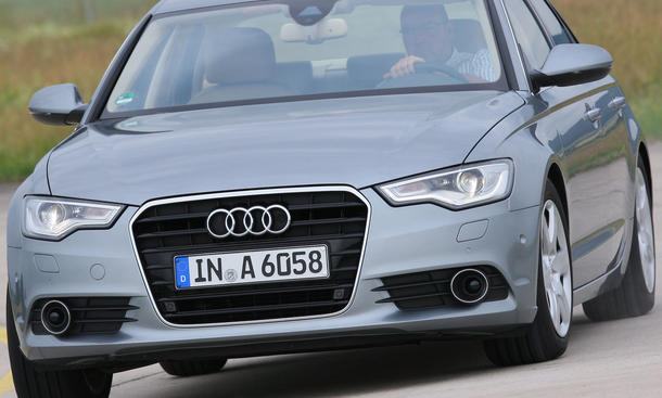 Audi A6 3.0 TDI
Mit straffem Fahrwerk und direkter Lenkung fährt der Ingolstädter agil Bilder Audi A6 3.0 TDI Front