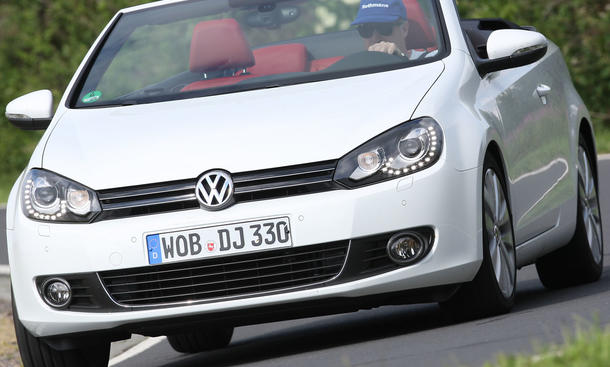 VW Golf Cabrio 1.4 TSI
Gofl Cabrio: neun Jahre war es vom Markt verschwunden, jetzt ist es wieder da Bilder VW Golf Cabrio 1.4 TSI Markteinführung