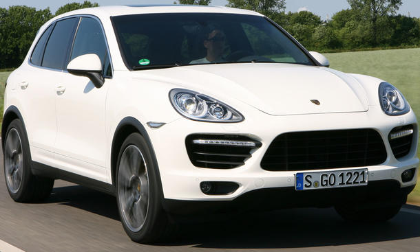 Porsche Cayenne Turbo
Der Cayenne Turbo ist eine imposante Erscheinung Imposante Erscheinung: der Porsche Cayenne Turbo