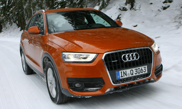Audi Q3 2.0 TDI quattro - Ab 36.800 Euro ist der Q3 in der Grundausstattung zu haben. Schnell katapultieren nützliche Sonderausstattungen den Preis in die Höhe Bilder Audi Q3 2.0 TDI quattro S tronic Vergleich 2012 Preis