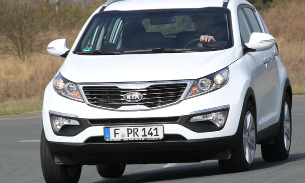 Kia Sportage 2.0 CRDi 2WD - Sportage: eigenständiges Design, gefühllose Lenkung ... Kia Sportage 2.0 CRDi 2WD - Design