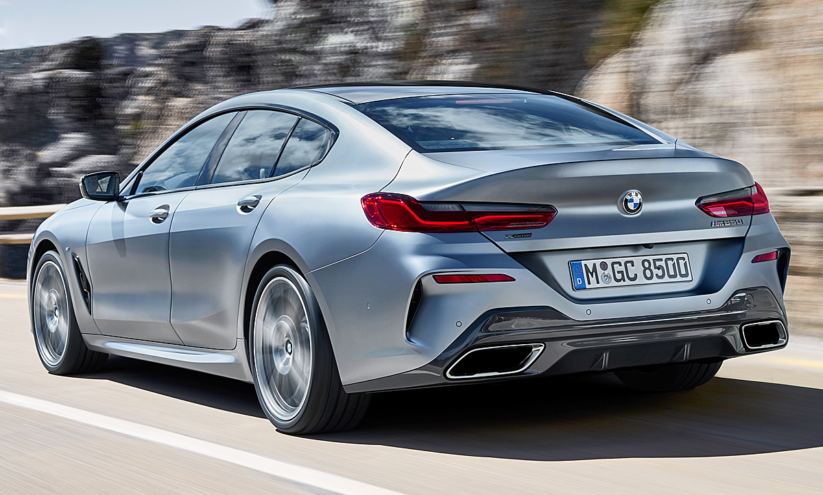BMW 5 Gran Coupe сзади 2019