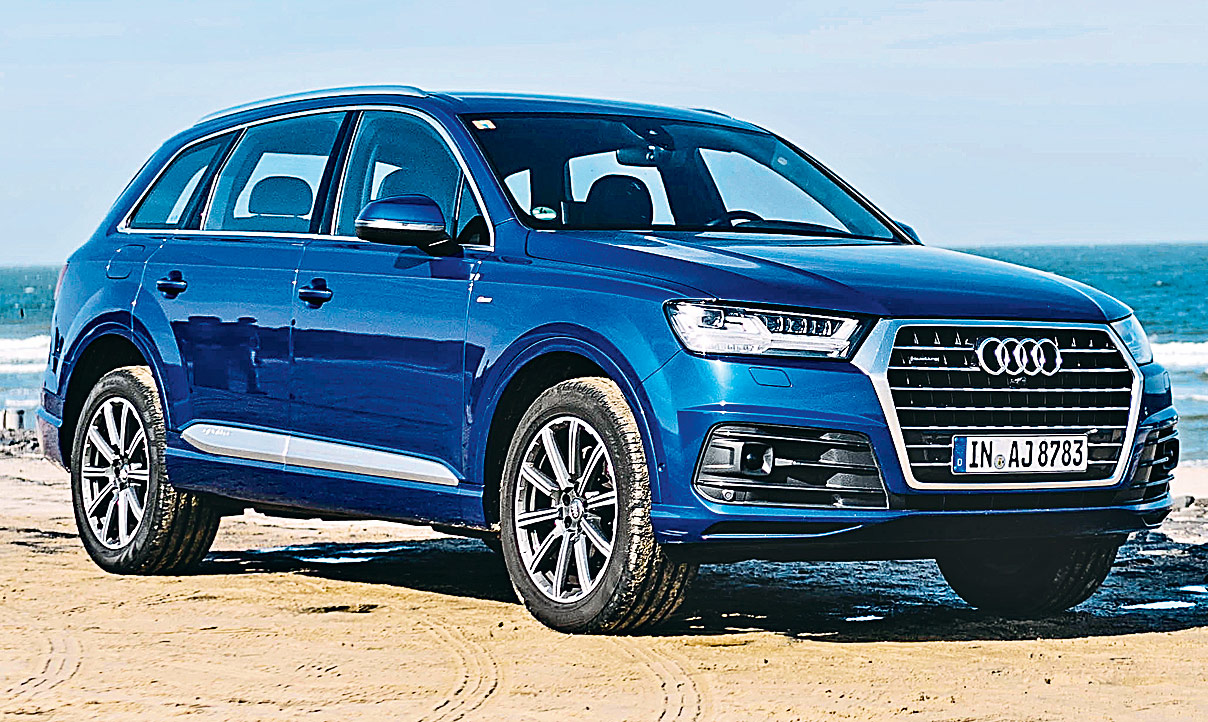 Auto q7 Automatik Diesel e4 grün 7 Sitz Full Leder Motor 1A gut s in Berlin  - Spandau, Audi Q7 Gebrauchtwagen