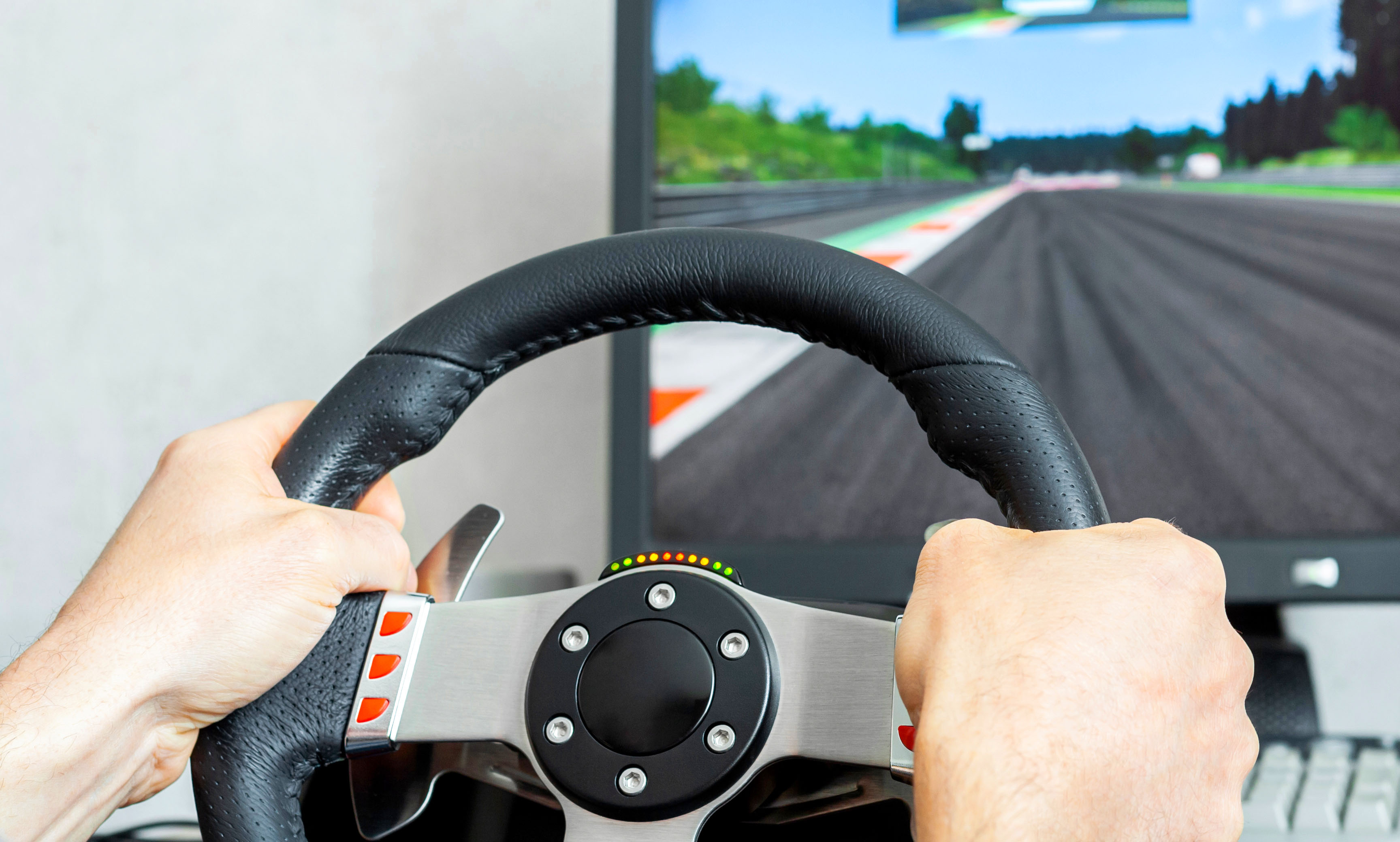 Logitech G29 Driving Force im Test: Das beste Gaming-Lenkrad