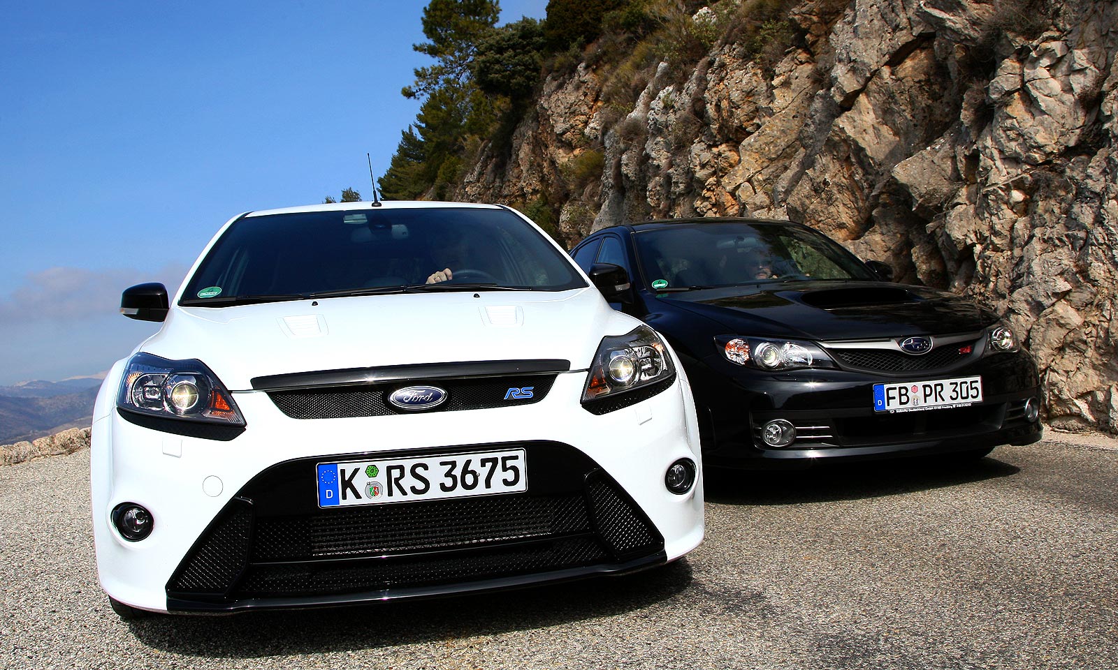 Ford Focus RS vs. Subaru Impreza WRX STi autozeitung.de