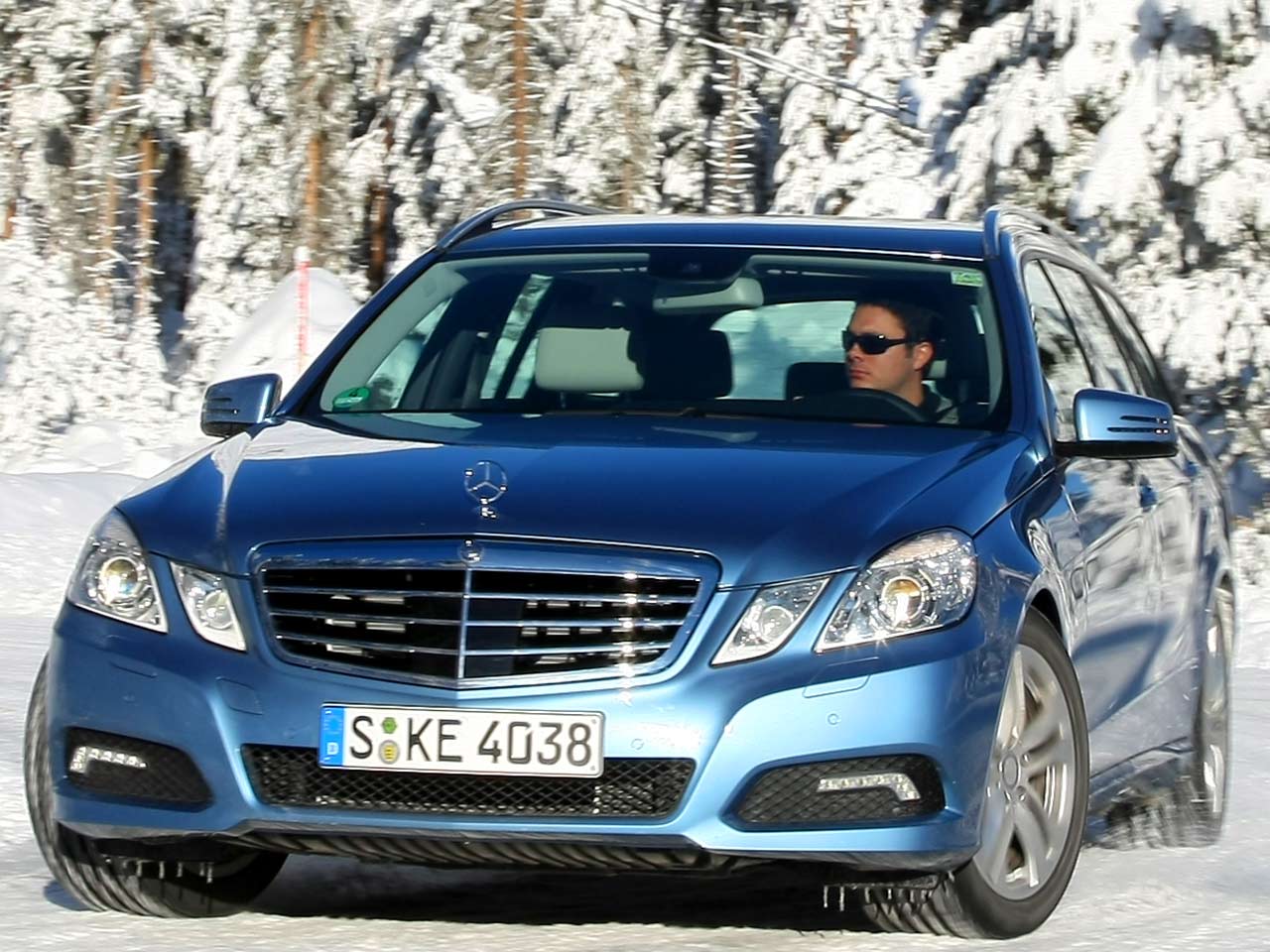 Mercedes E 350 4matic T Modell Traktionswagen Autozeitung De Mercedes E 350 4matic T Modell Traktionswagen Autozeitung De