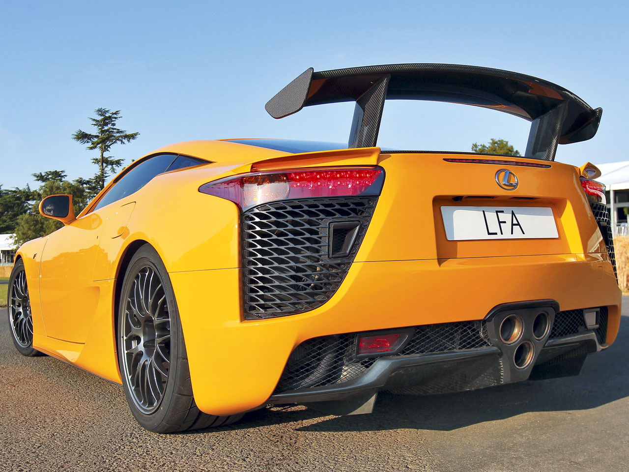 Lexus Lfa Mit Nurburgring Performance Paket Autozeitung De