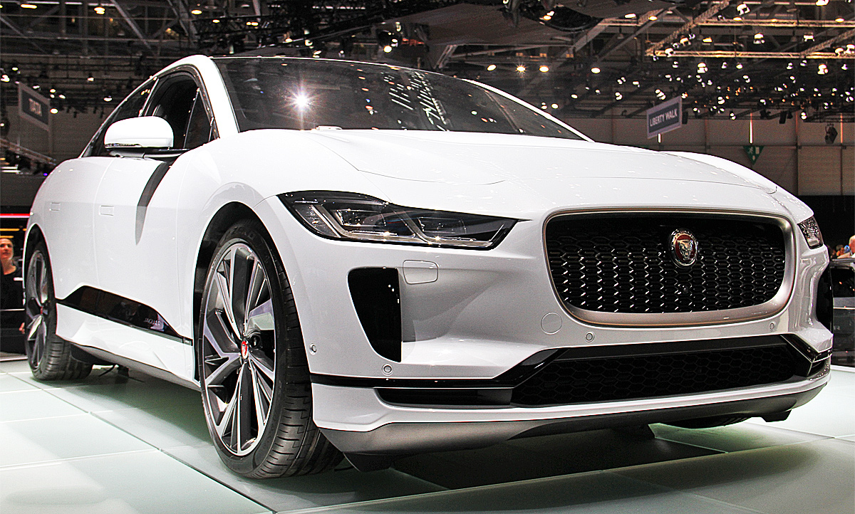 Jaguar E-Pace, Elektro SUV