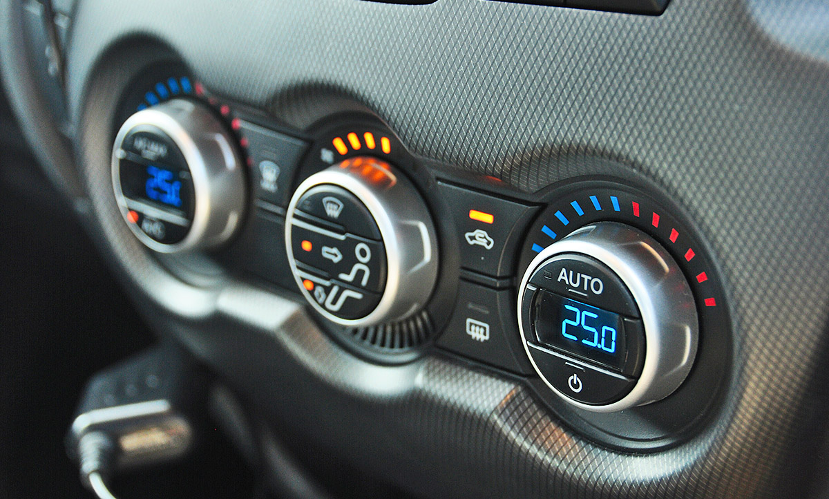 PKW Klimaanlage mit Klimaautomatik (zwei Klima Zonen) Audi A3/S3