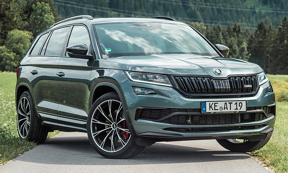 Шкода кодиак генератор. Шкода Кодиак RS. Shkoda Kodiaq RS. Skoda Kodiak обвес. Škoda Kodiaq RS Tuning.