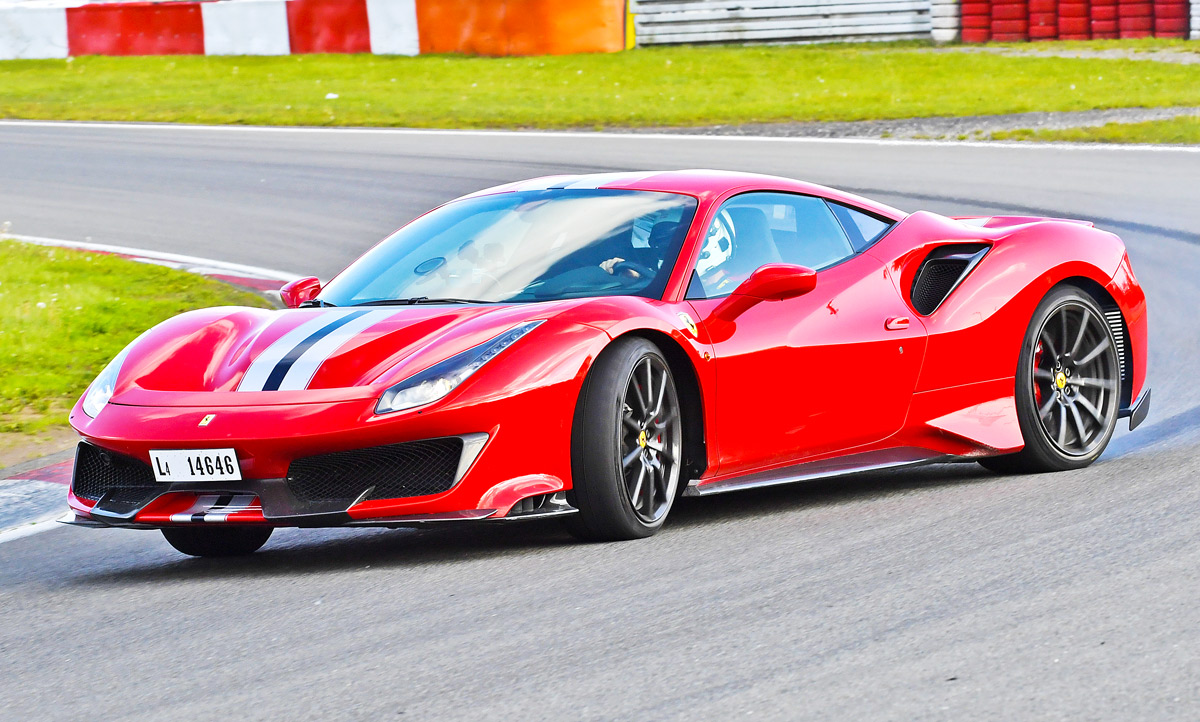 Ferrari 488 Pista Tracktest Autozeitungde