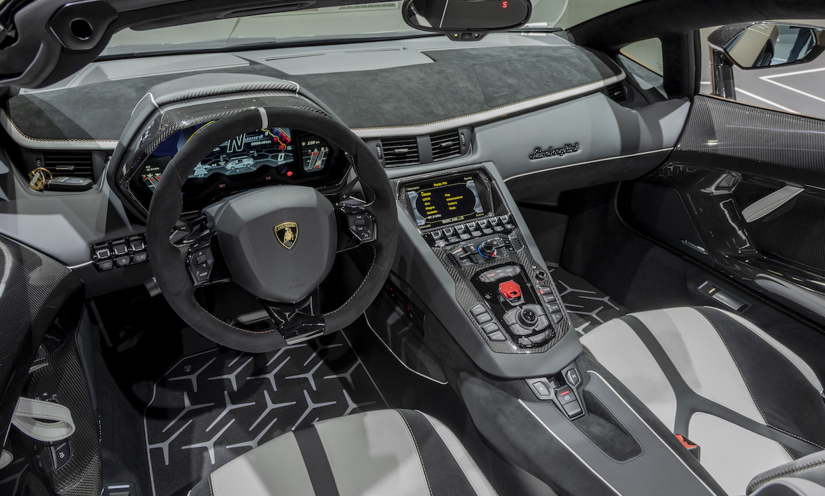 Lamborghini Aventador Svj Roadster 2019 Motor