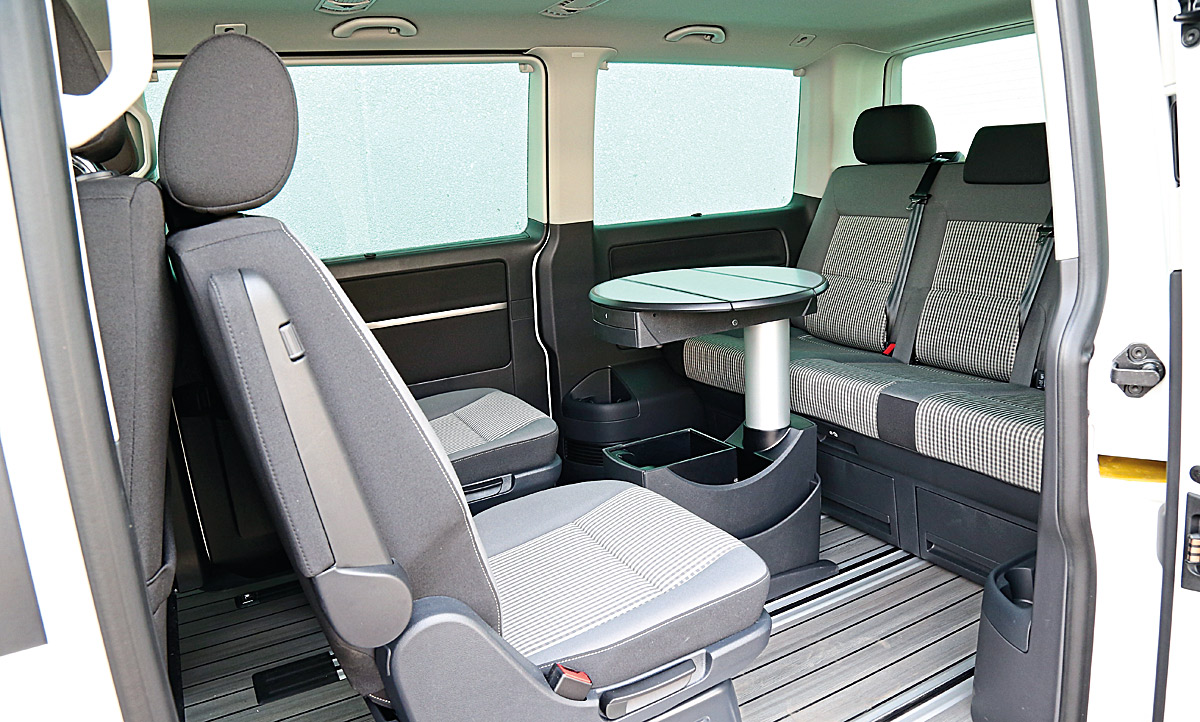 Multivan V Klasse Traveller Trafic Grand Kombi Test