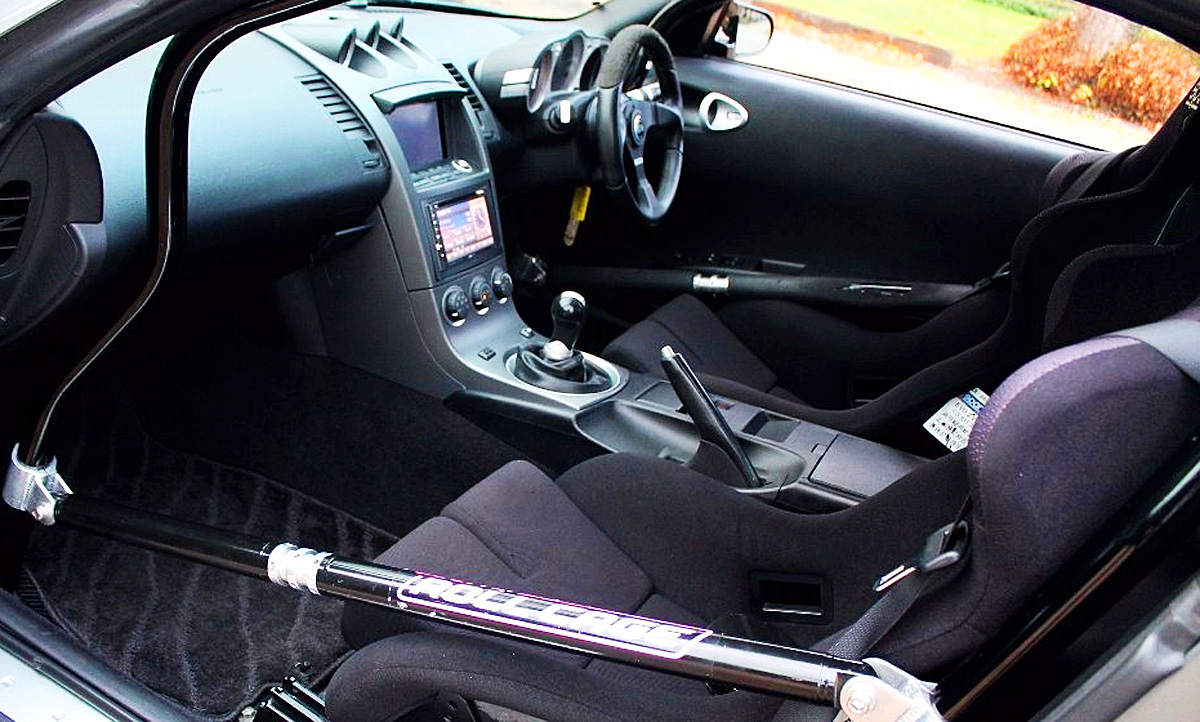 nissan 350z racing seats