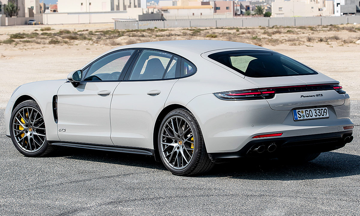 Porsche Panamera 2021 Crayon
