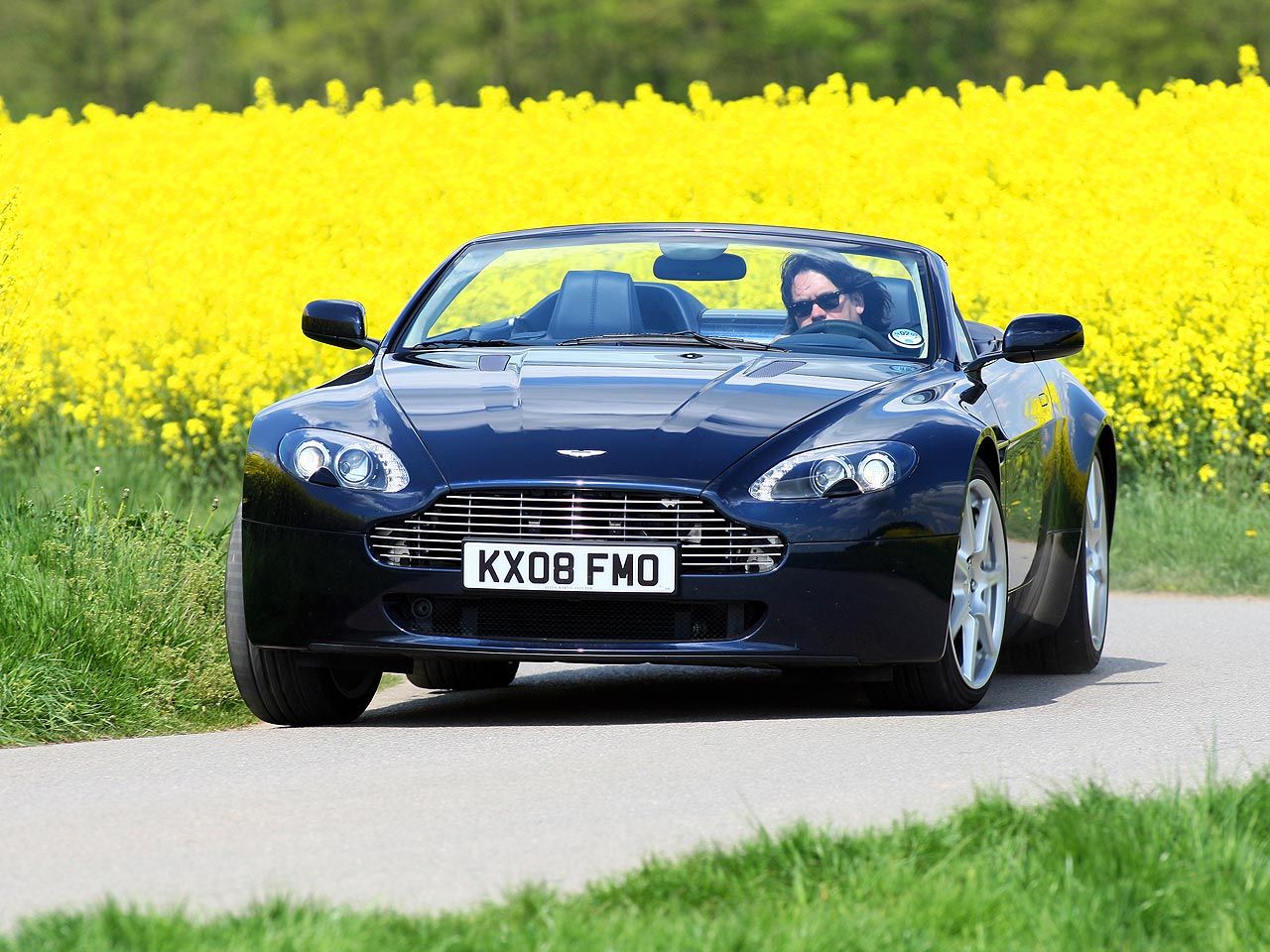 Aston Martin V8 Vantage Mercedes Sl 500 Test Autozeitung De