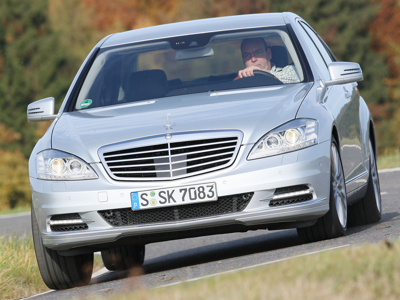 Vergleichstest Luxusklasse Mercedes S 500 4matic Autozeitung De Vergleichstest Luxusklasse Mercedes S 500 4matic Autozeitung De