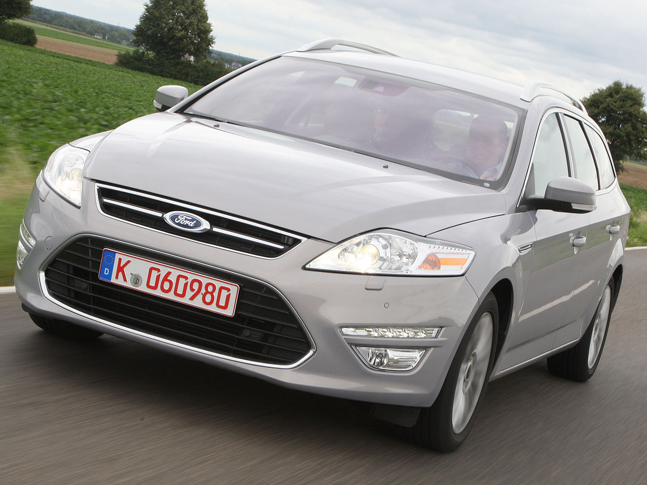 Ford Mondeo Turnier 2 2 Tdci Im Fahrbericht Autozeitung De