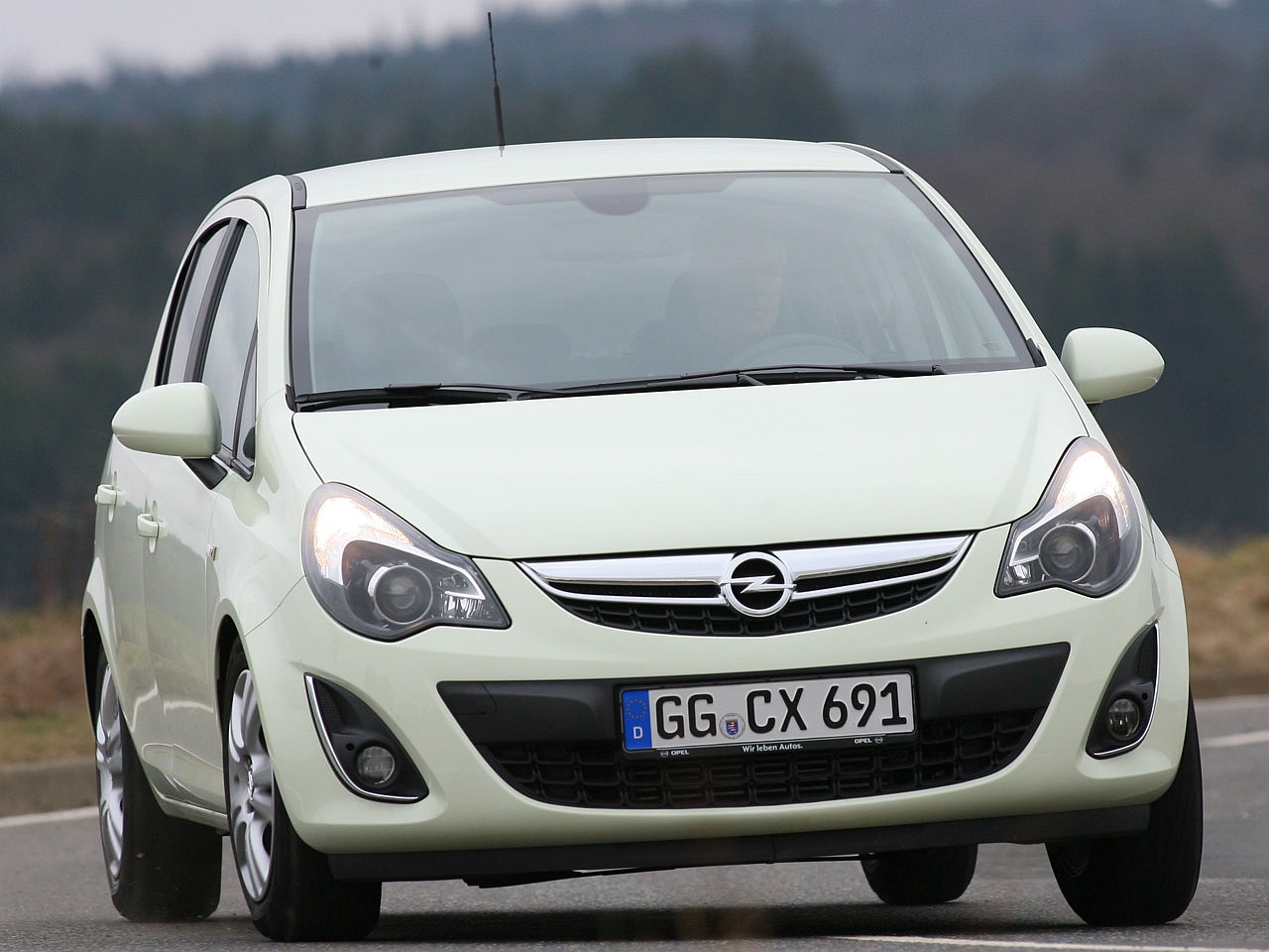 Opel corsa 1 3 cdti mane