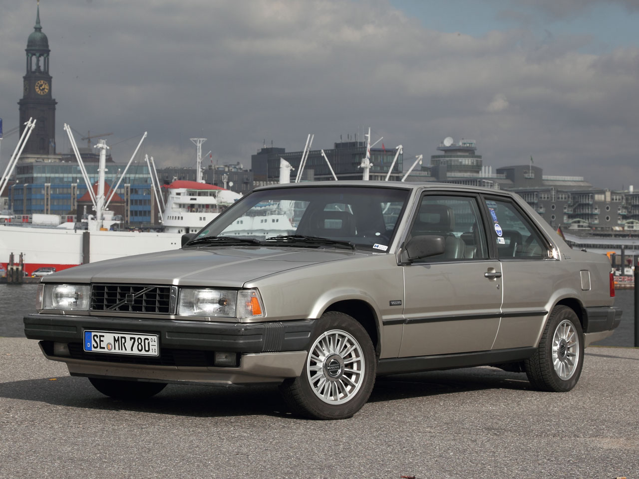 Volvo 780 Bertone Coupe Classic Cars Autozeitung De