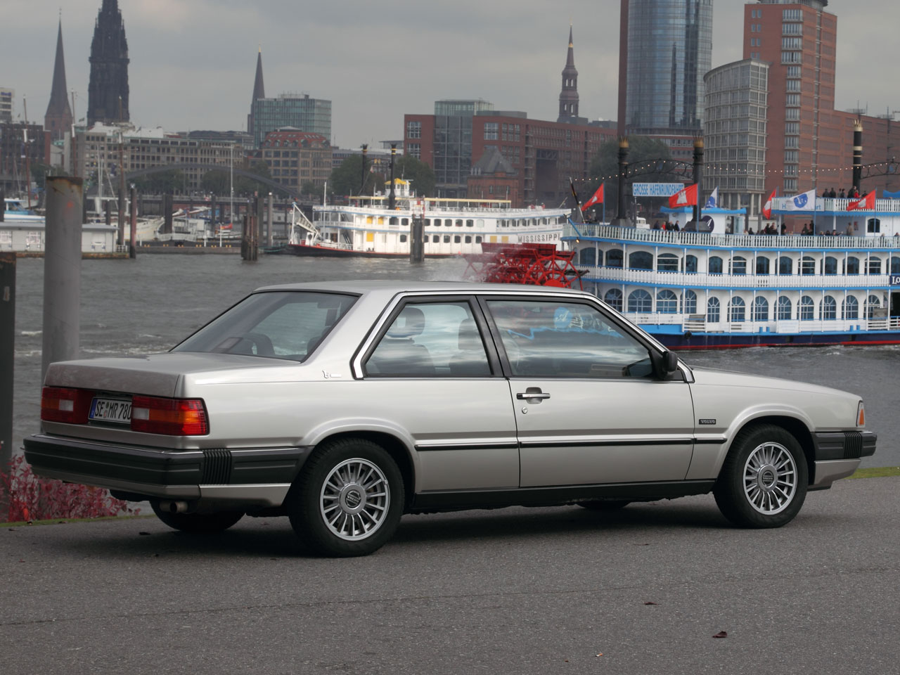 Volvo 780 Bertone Coupe Classic Cars Autozeitung De