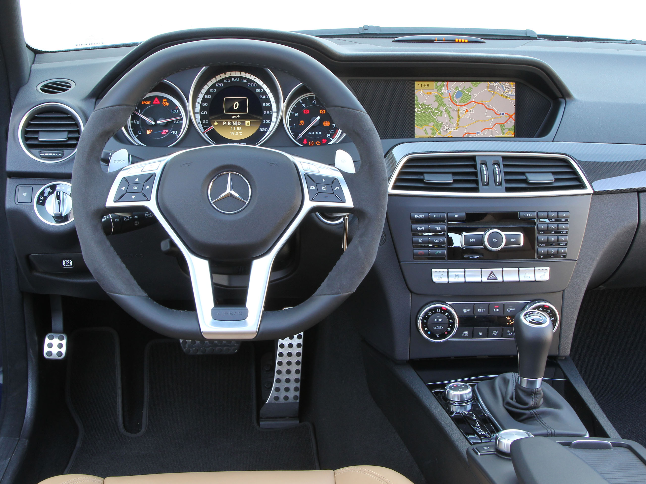 Bilder Mercedes C 63 Amg T Modell Performance Package