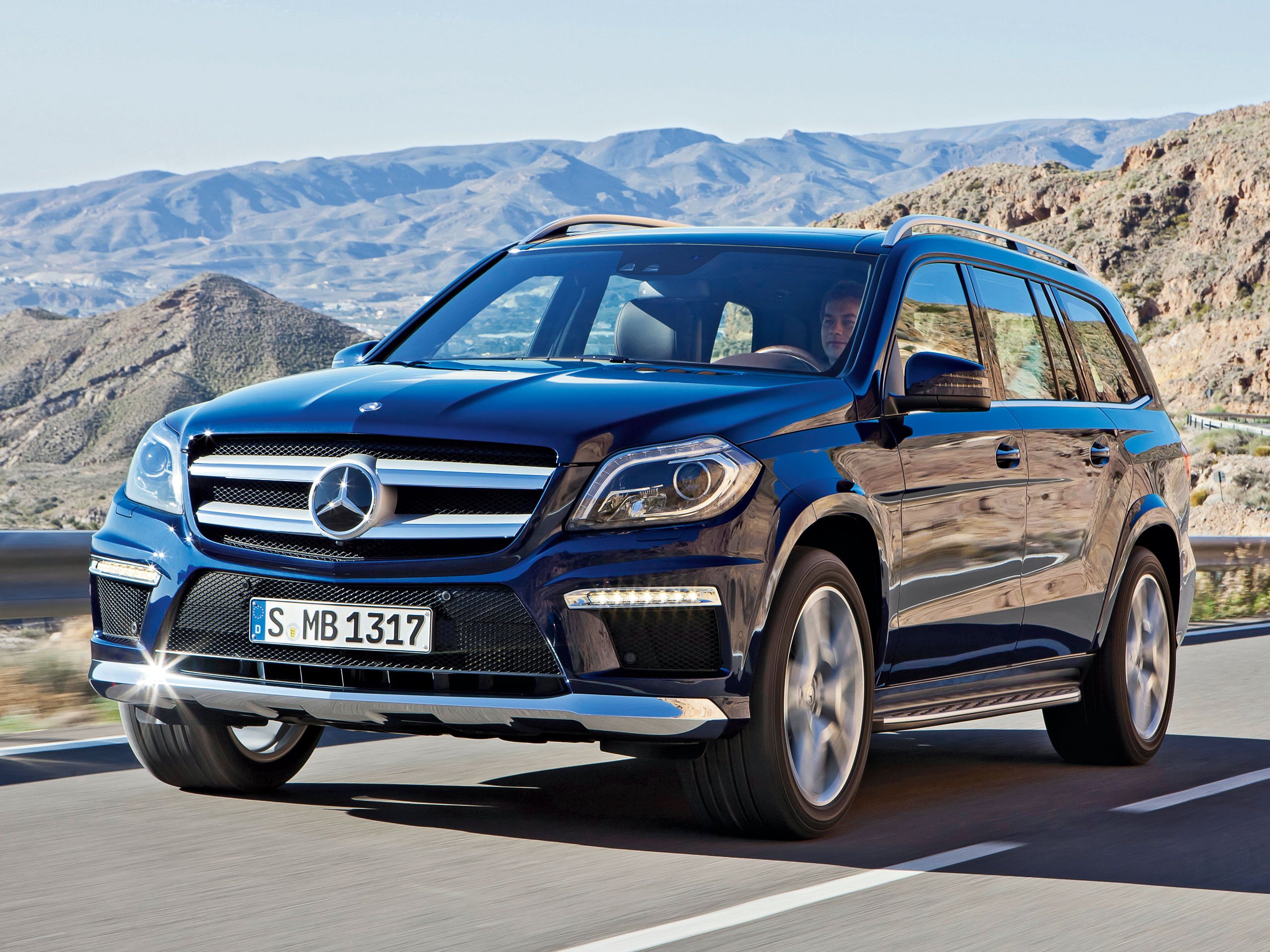 Https omg1 gl. Мерседес-Бенц джип gl 350. Мерседес gl 2022. Мерседес gl 350 BLUETEC. Mercedes-Benz gl-class 2013.