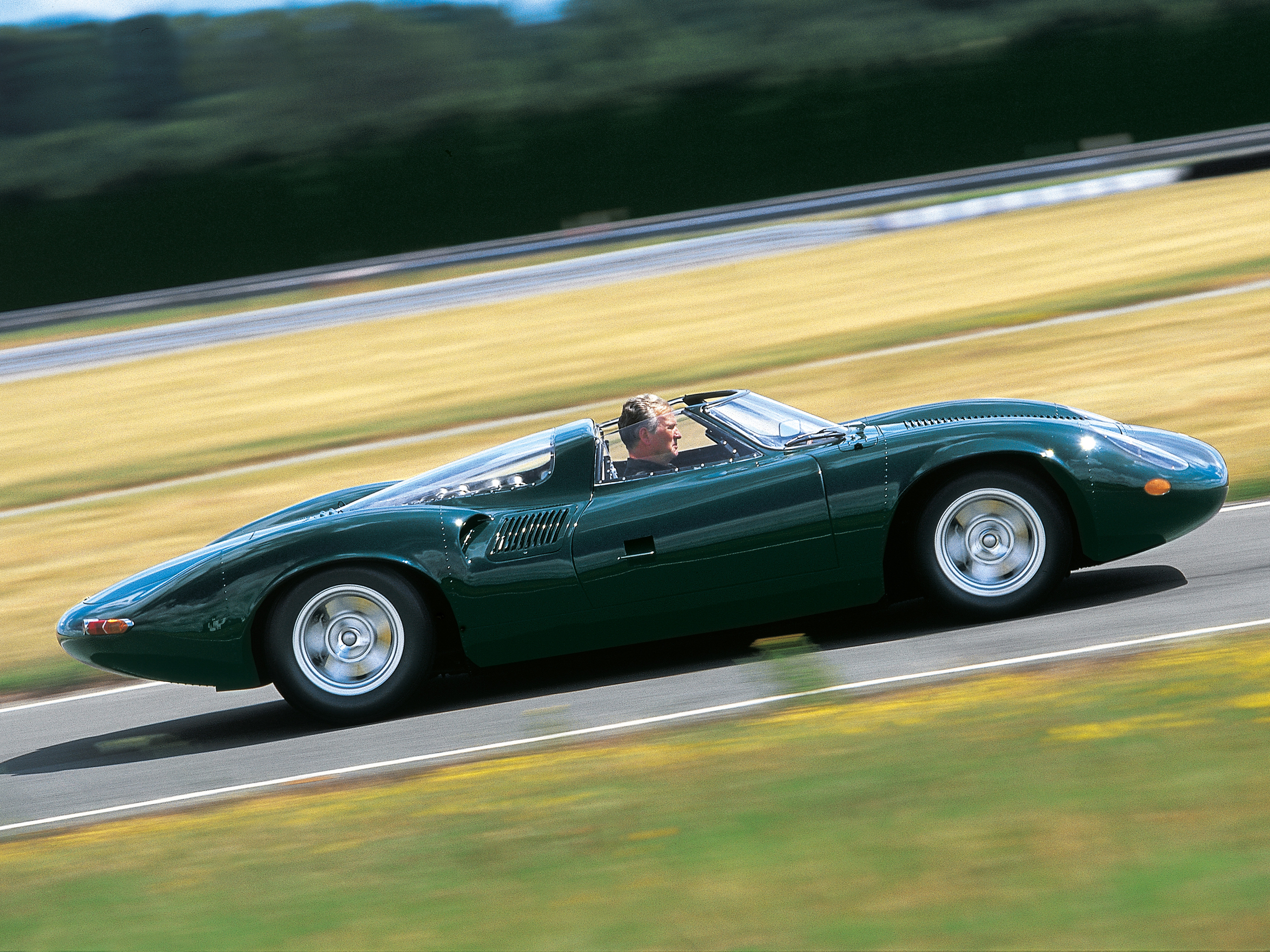 Jaguar XJ 13 Replica