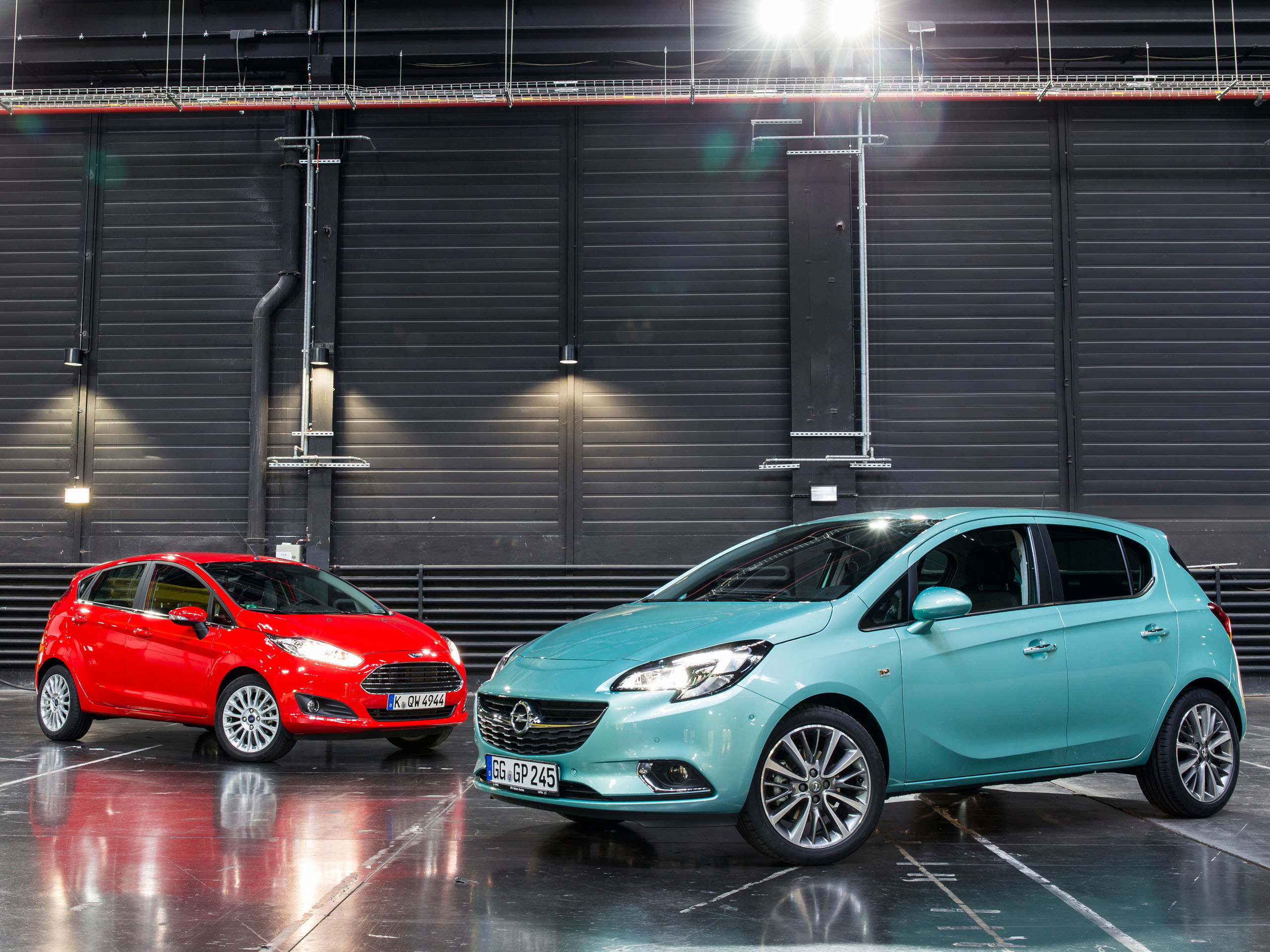 Opel Corsa 2014 Die Neuauflage im Vergleich mit dem Ford