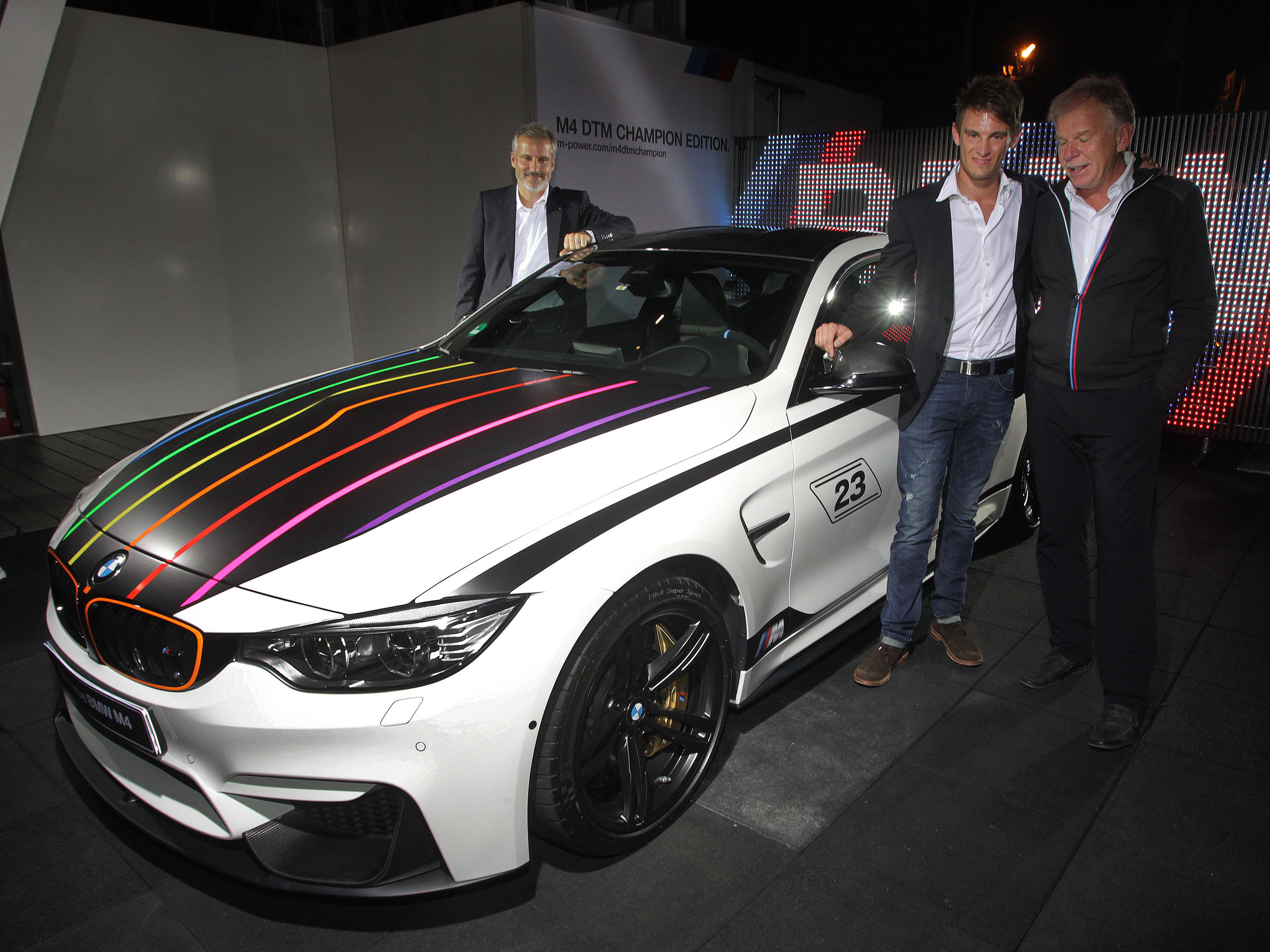 Bmw M4 Dtm Champion Edition Sondermodell 14 Autozeitung De