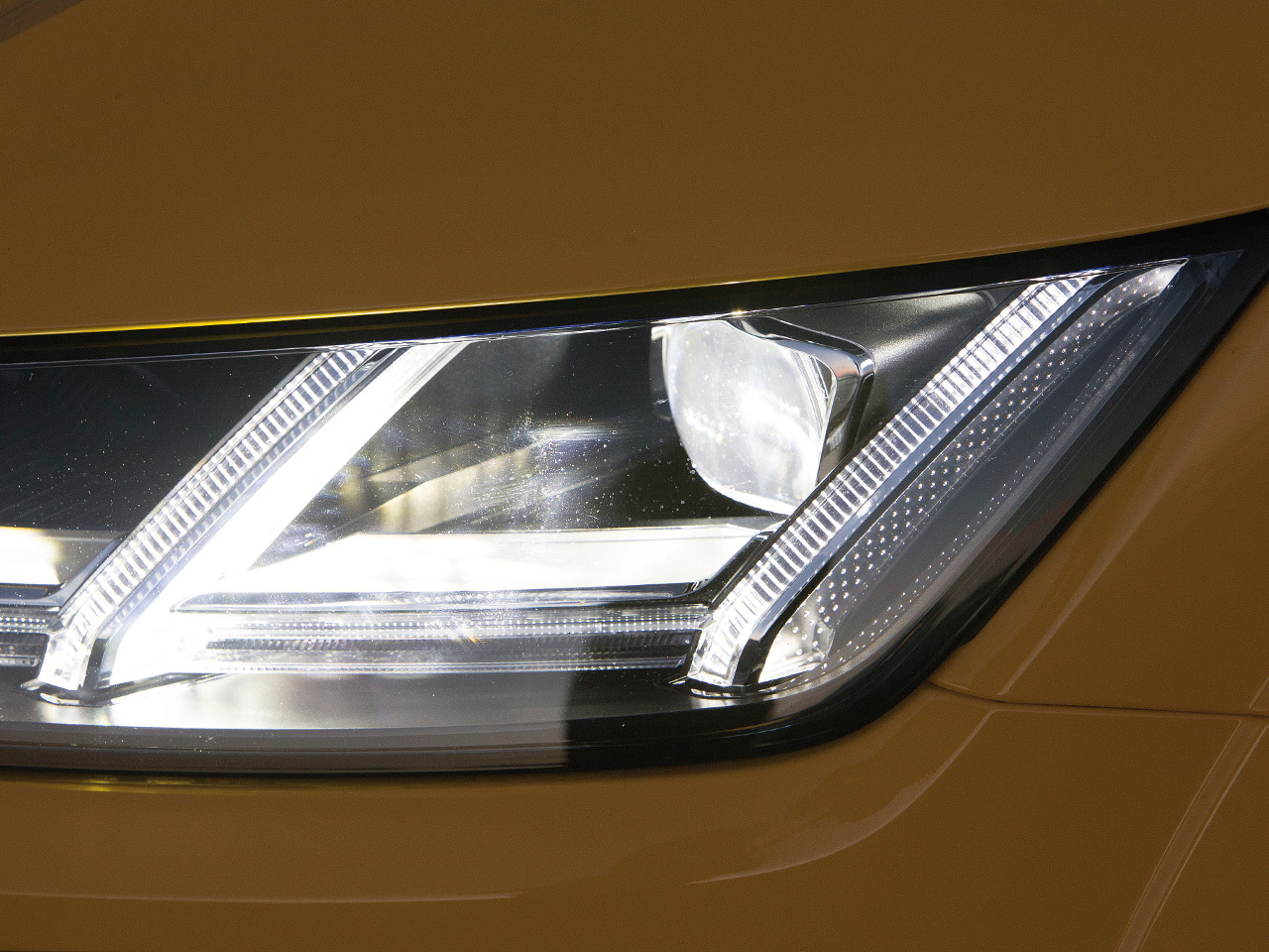 Lichttest: LED, Xenon, Laser, Halogen (Update) | Zusatzscheinwerfer von Lazer Lamps im Praxistest