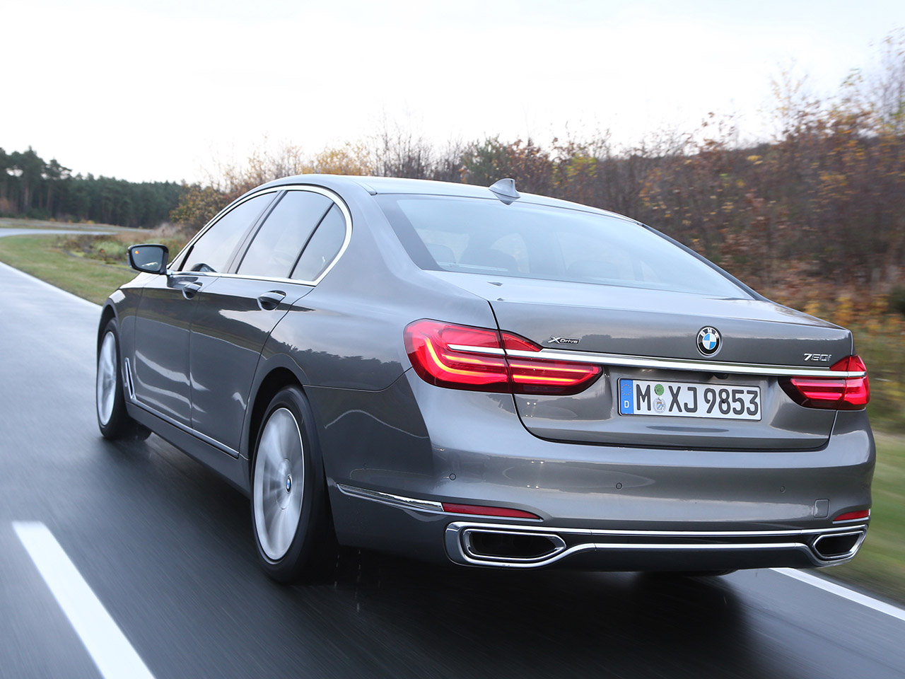 Bmw 750i Xdrivetesla Model S P90d Test Autozeitungde