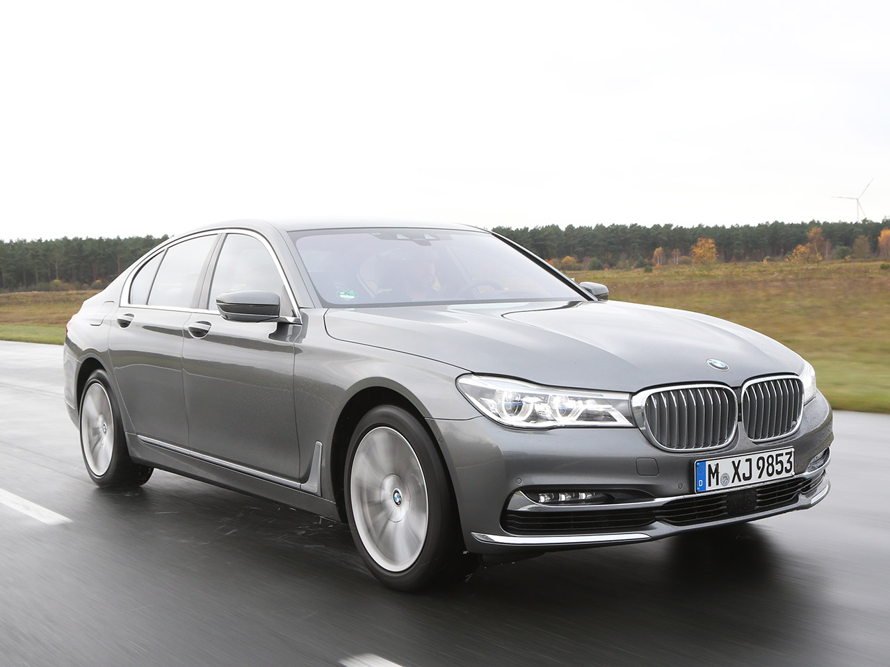 Bmw 750i Xdrivetesla Model S P90d Test Autozeitungde