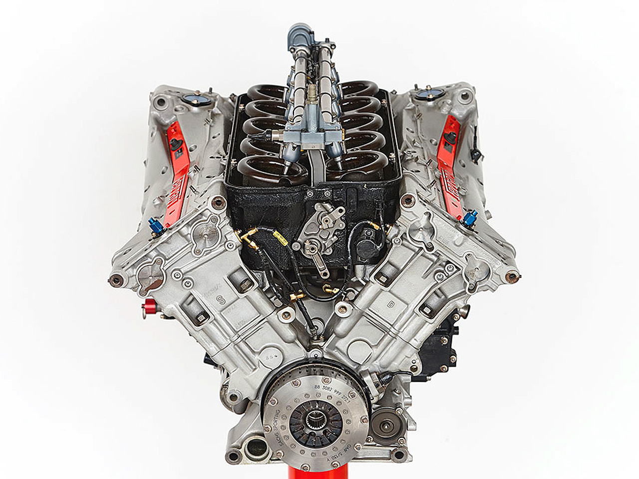 V12 lite. F1 v10. Ferrari f1 engine. V10 двигатель Ferrari. Ferrari f140 engine