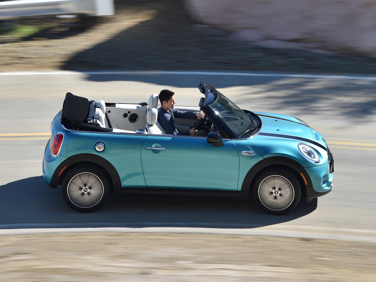 Neues Mini Cooper S Cabrio 2016 Erste Fahrt Autozeitungde