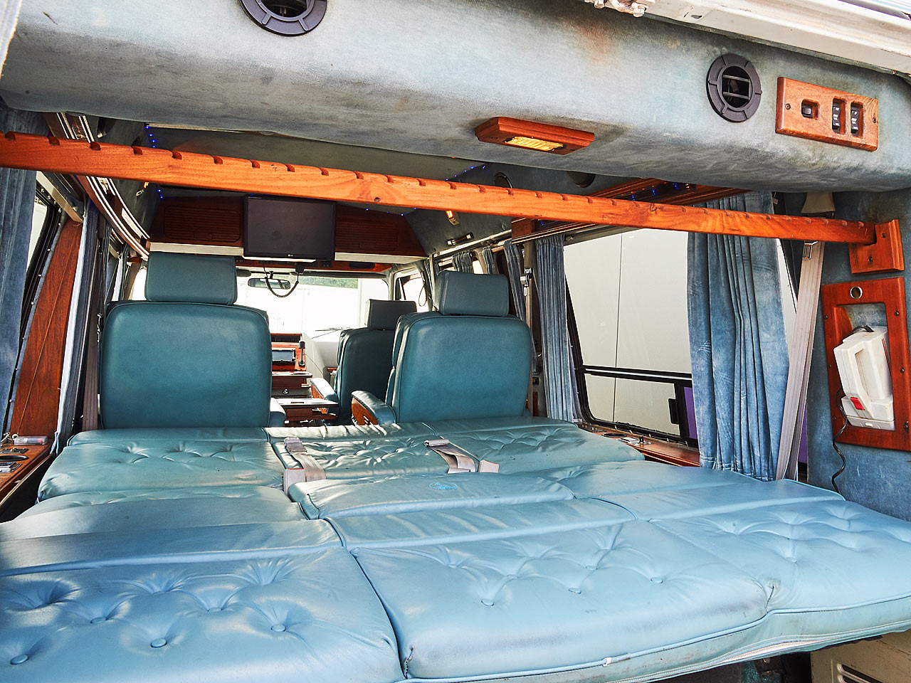 Gmc Vandura 2500 Explorer Vw T3 Multivan Classic Cars