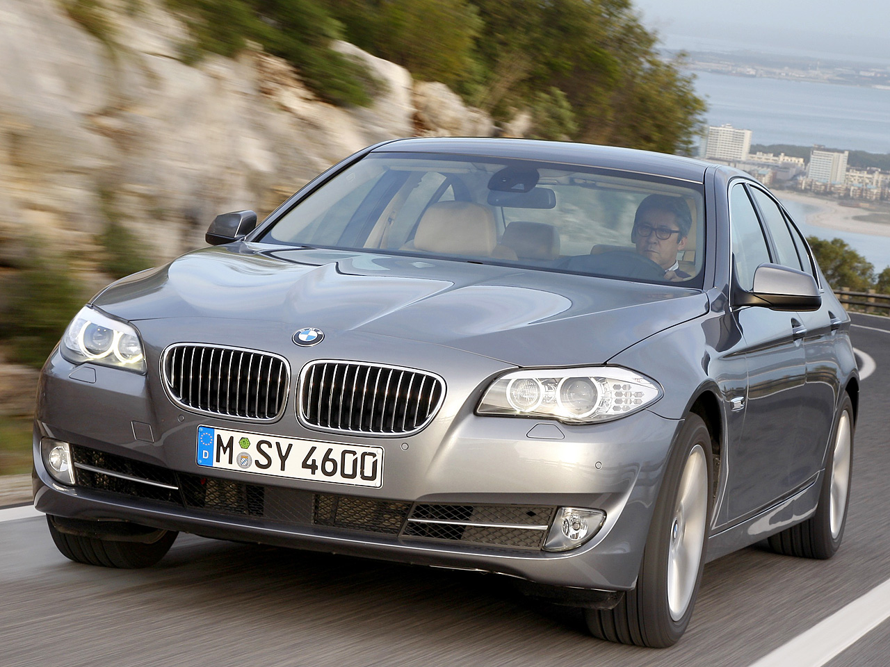 BMW 5 Series commercial