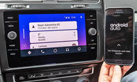 Mazda 3/VW Golf: Connectivity