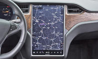 Tesla Model X: Connectivity