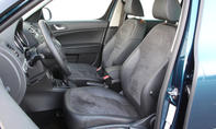 Vergleich SUV Van Skoda Yeti Roomster 1-2 TSI Innenraum