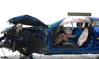 Chevrolet Camaro im IIHS-Crashtest