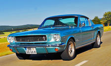 Ford Mustang Fastback: Classic Cars