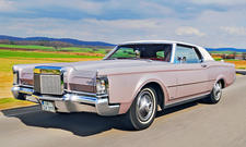 Lincoln Continental Mark III: Classic Cars