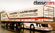 Der Steinwinter-LKW statisch von schräg vorne fotografiert. 