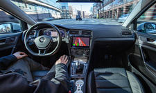 Autonomes Fahren: VW testet Roboterwagen in Hamburg