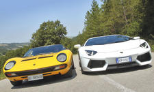 Magie: Lamborghini Aventador und Miura SV