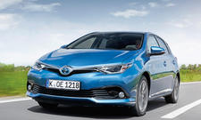 Toyota Auris Kompaktklasse Turbomotor Benziner Test Fahrbericht