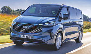 Ford Tourneo Custom (2023)